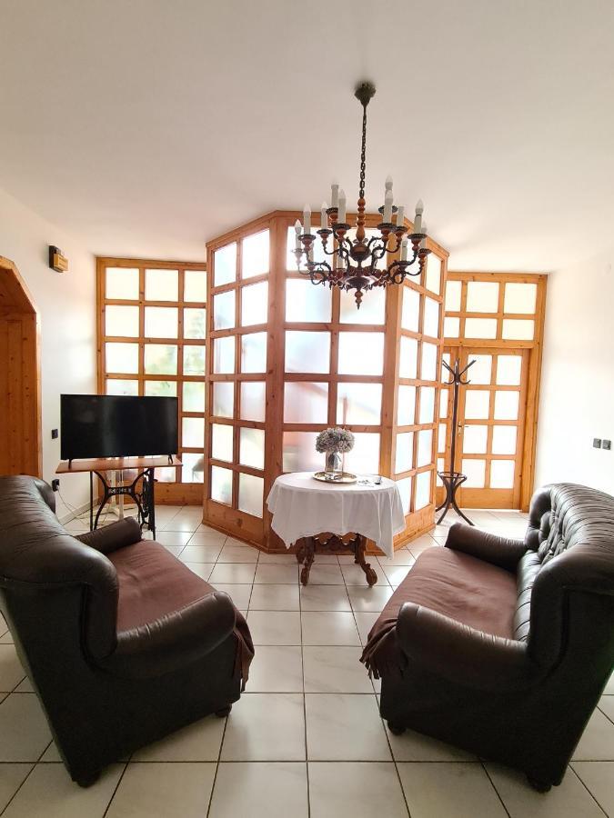 فندق Agas Vendeghaz تشوباك المظهر الخارجي الصورة